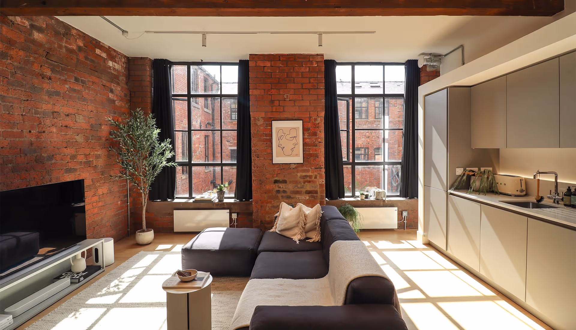 ollo living rental apartment.